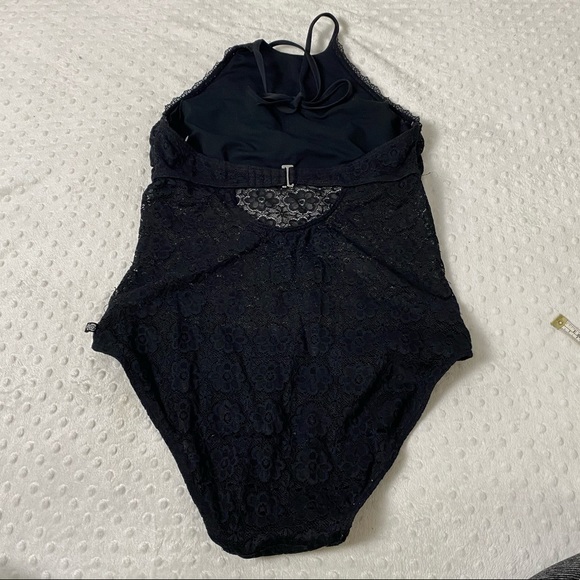 Aqua Rose Swimsuit (Medium) - Picture 2 of 9